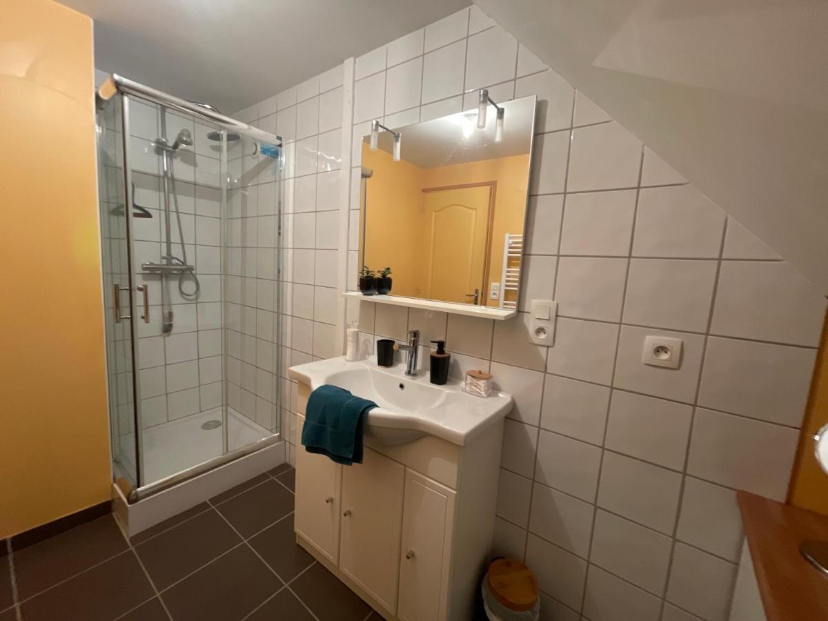Appart' Prive A Issoudun : Confort Et Style Exterior foto